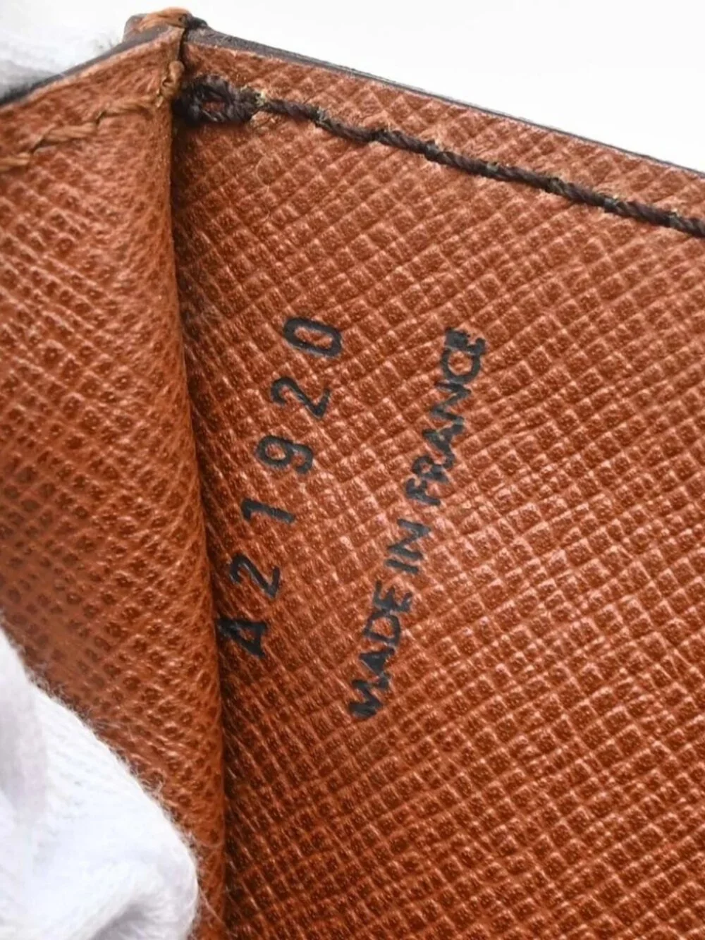 LOUIS VUITTON MONOGRAM MONCEAU 28 BUSINESS HANDBAG